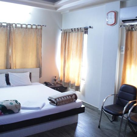 New Metro Guest House Kolkata Luaran gambar