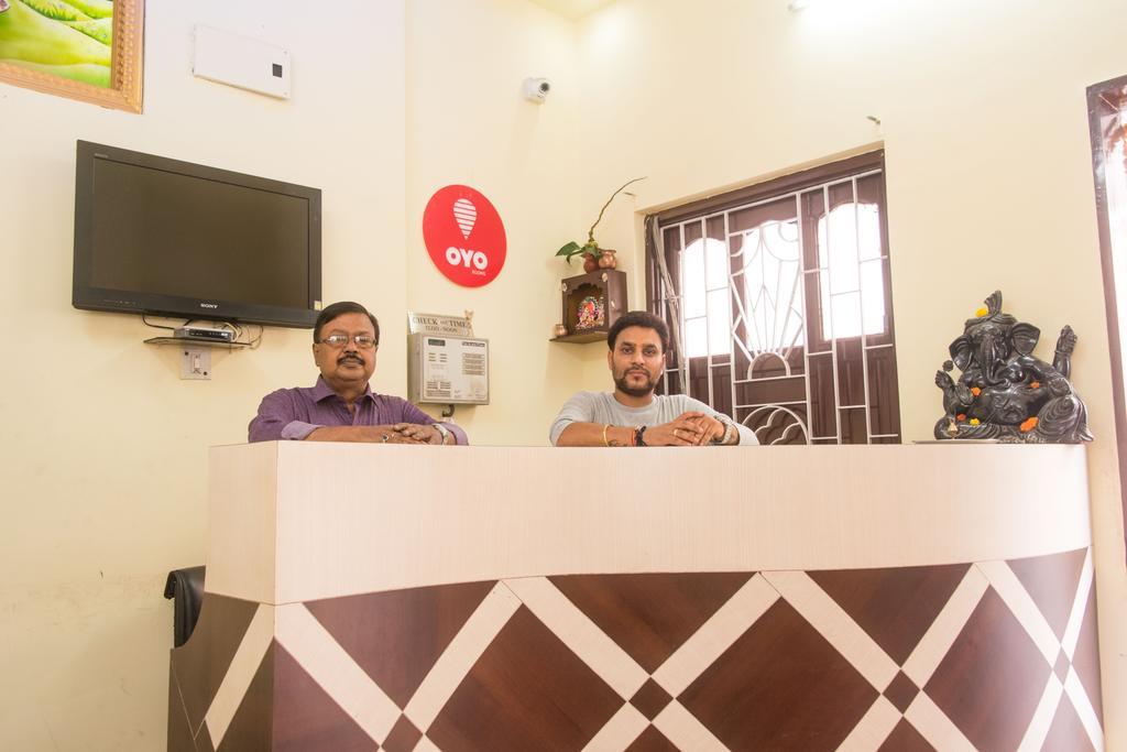 New Metro Guest House Kolkata Luaran gambar